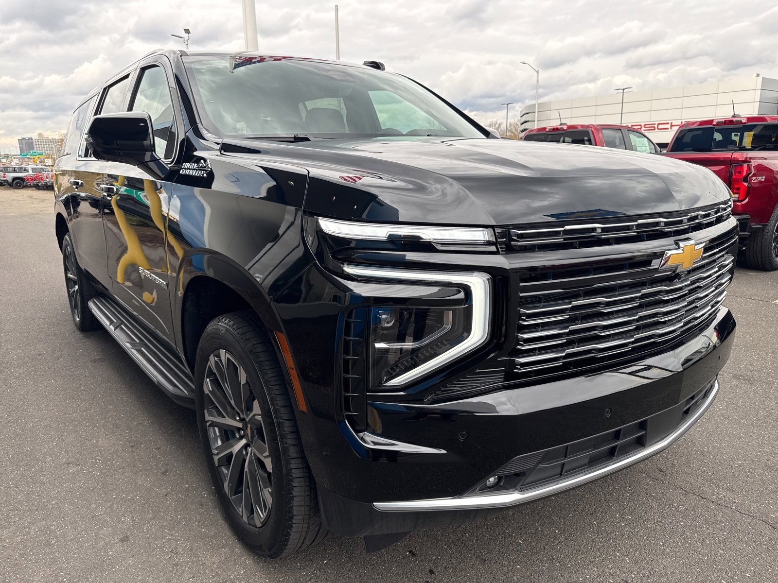 New 2025 Chevrolet Suburban High Country image 4