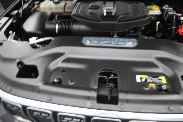 Used 2025 Jeep Wagoneer 4WD image 36