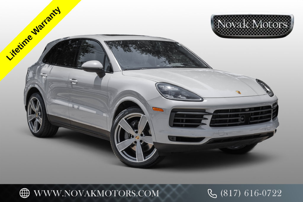 Used 2023 Porsche Cayenne S Platinum AWD/4WD image 1