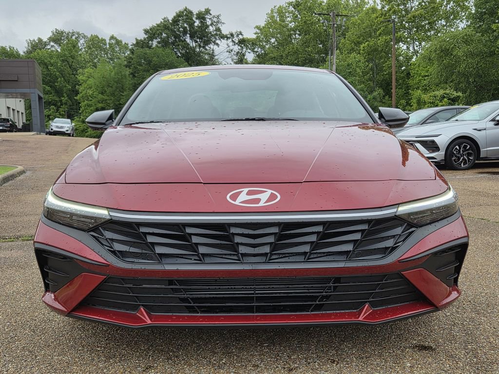 Certified 2025 Hyundai Elantra Sport FWD video 2