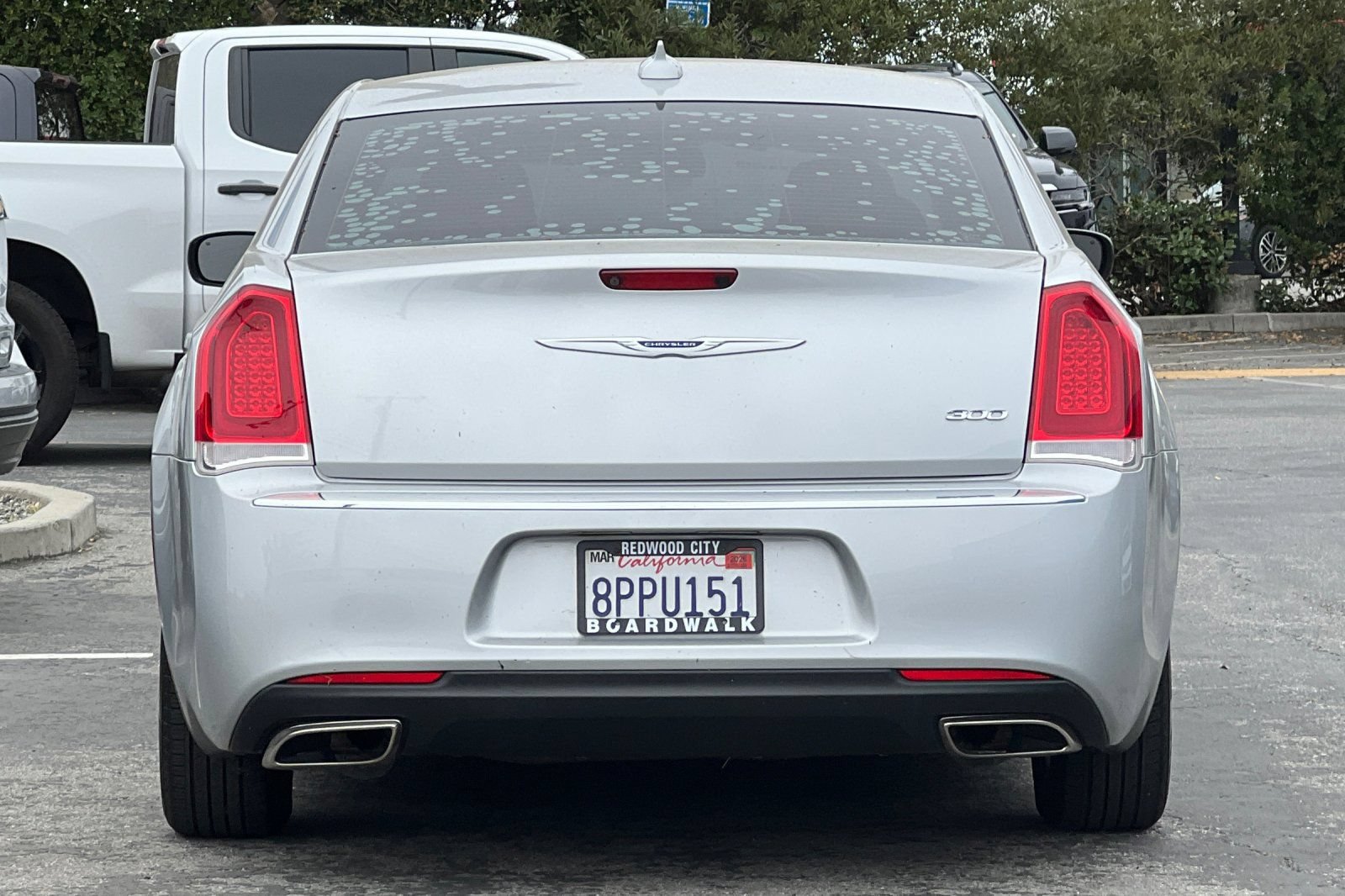 Used 2019 Chrysler 300 Touring RWD image 5