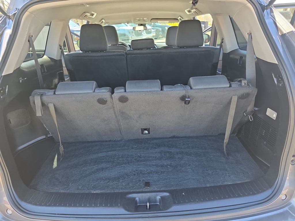 Used 2018 Toyota Highlander LE AWD/4WD image 13