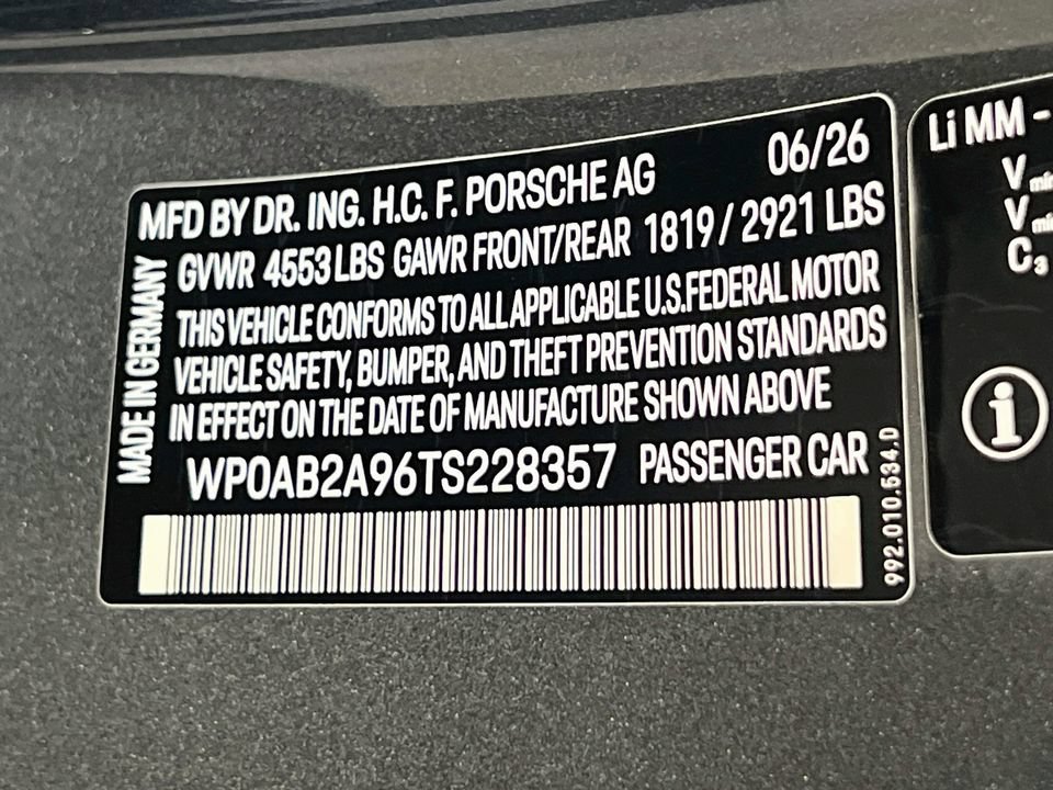 New 2026 Porsche 911 Carrera 4 GTS AWD/4WD image 33