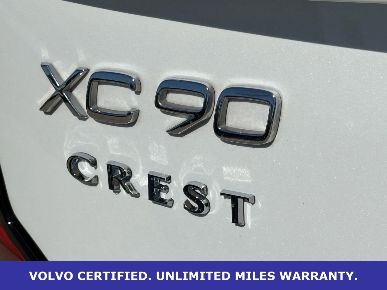 Certified 2025 Volvo XC90 B6 Plus image 11