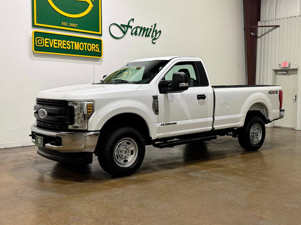 Used 2019 Ford F250 XL w/ XL Value Package AWD/4WD image 3