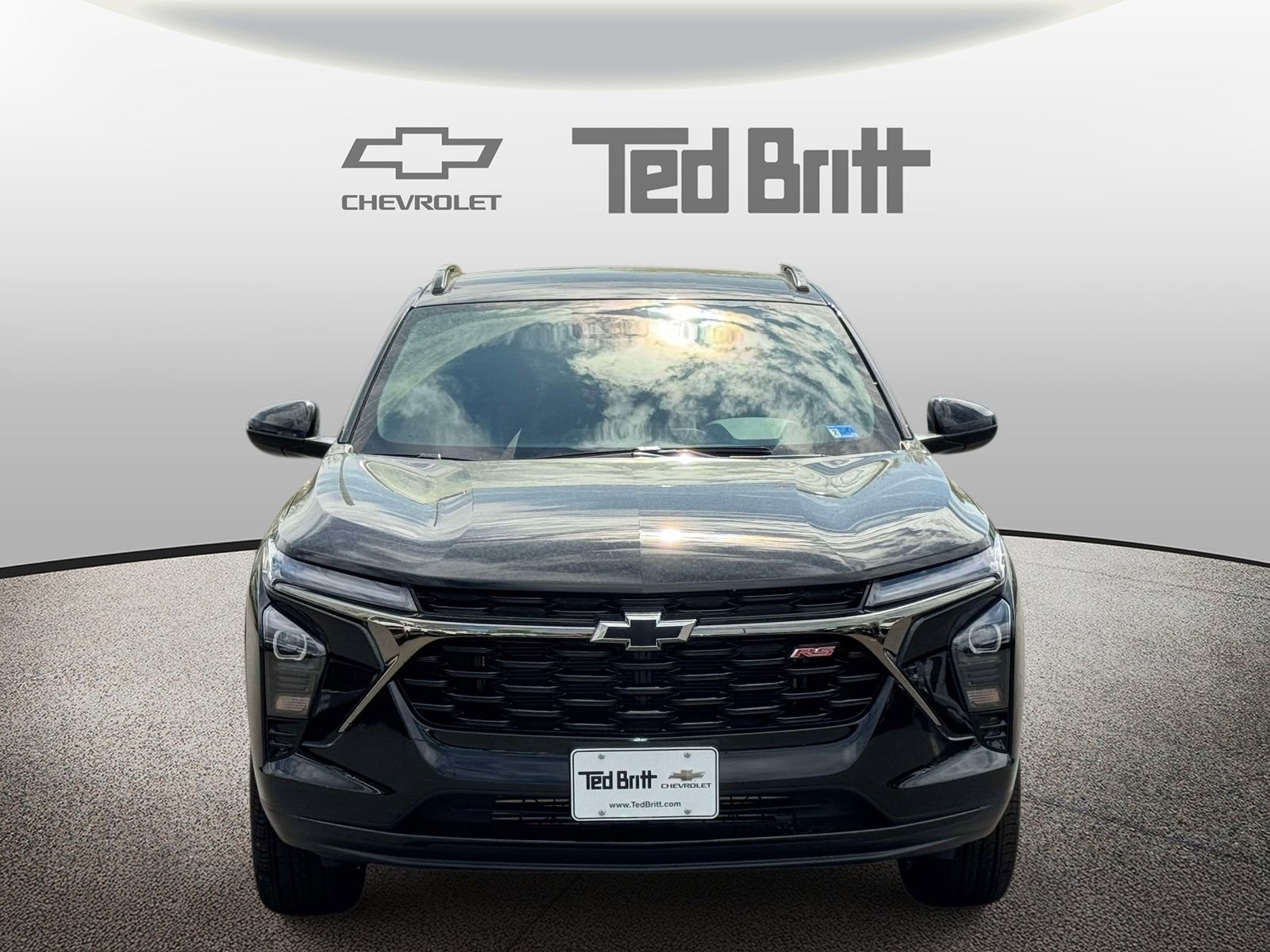 New 2026 Chevrolet Trax RS w/ Driver Confidence Package FWD image 2