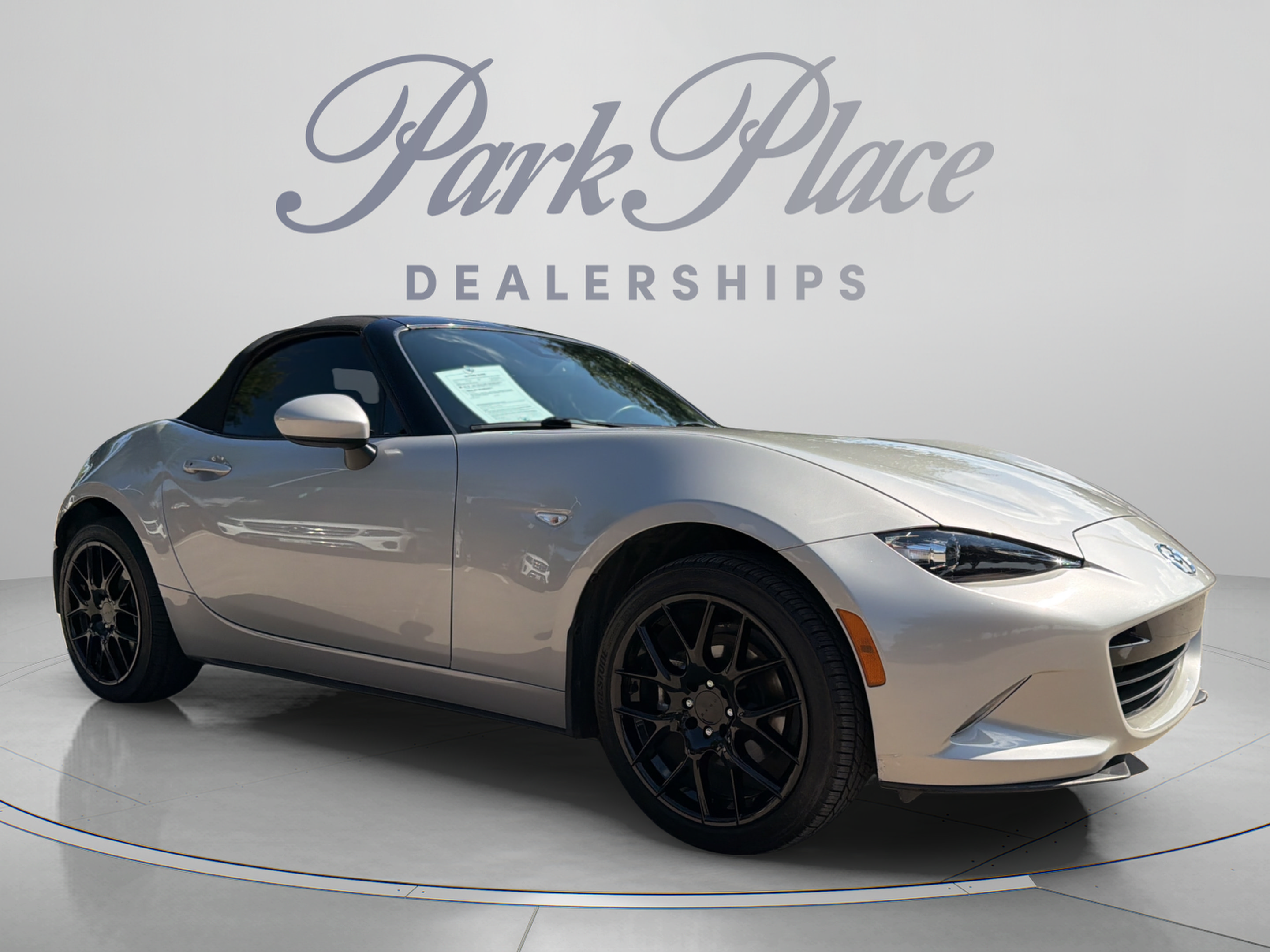 Used 2023 MAZDA MX-5 Miata Grand Touring RWD image 7