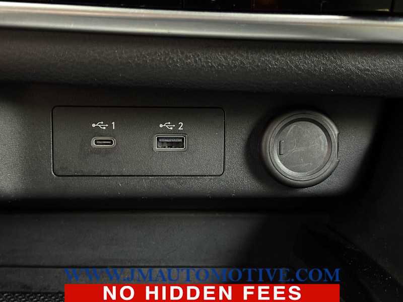 Used 2023 Nissan Rogue SV image 37