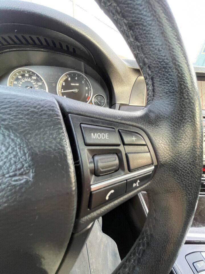 Used 2013 BMW 535i xDrive Sedan image 30