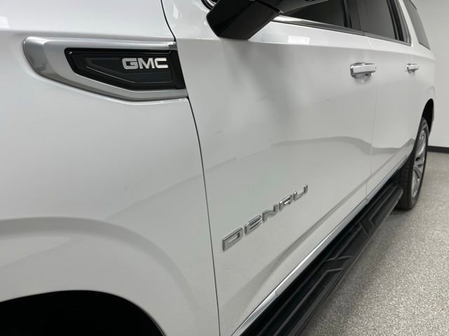Used 2024 GMC Yukon XL Denali w/ Advanced Technology Package AWD/4WD image 14