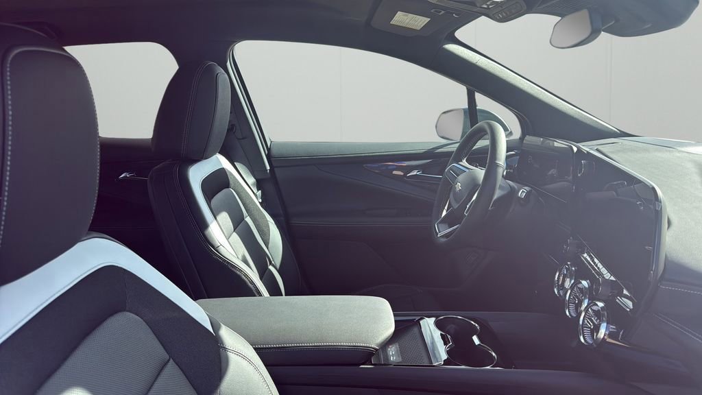 New 2026 Chevrolet Blazer EV LT FWD image 33
