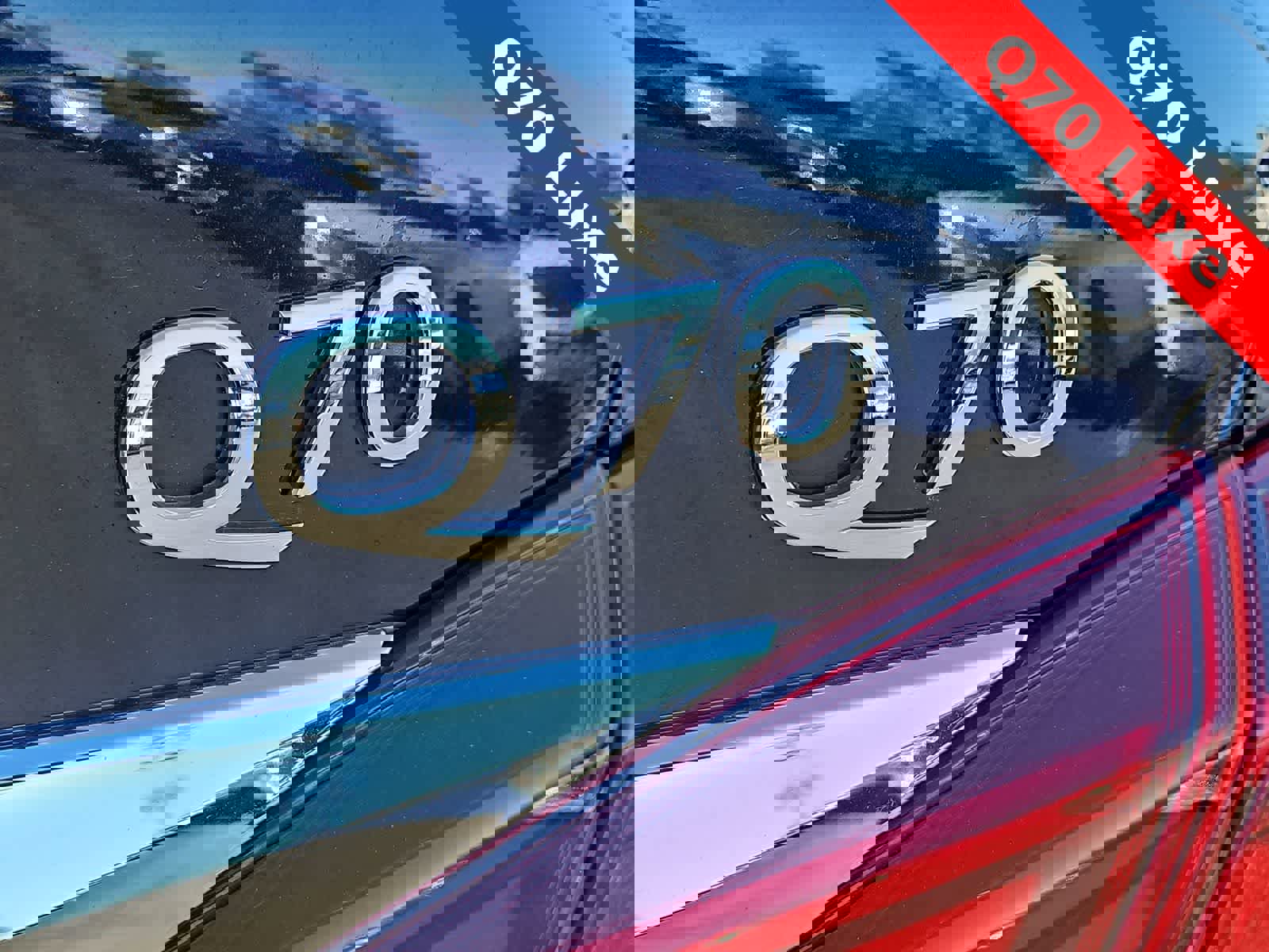 Used 2019 INFINITI Q70 Luxe RWD image 11