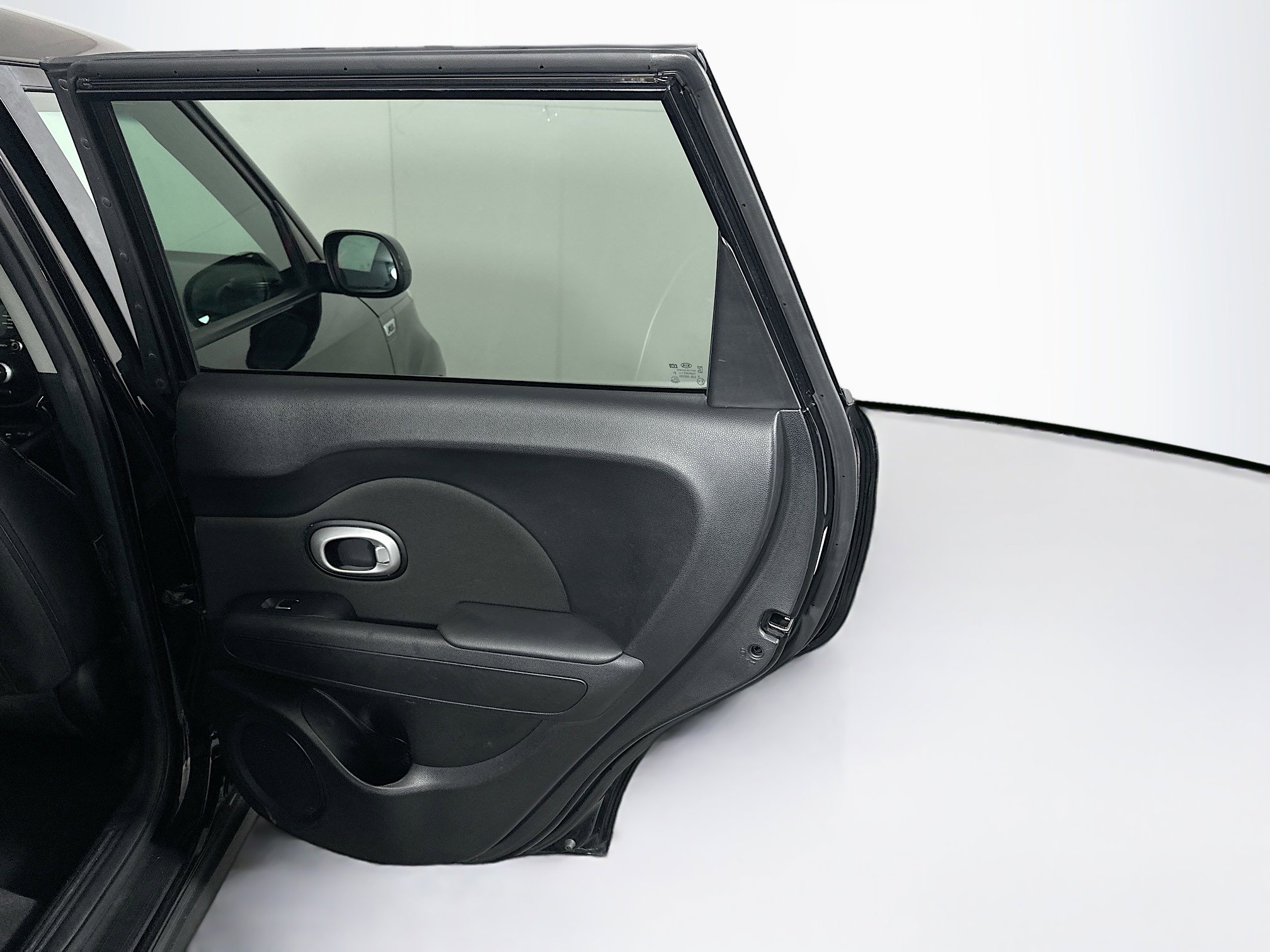 Used 2017 Kia Soul FWD image 27