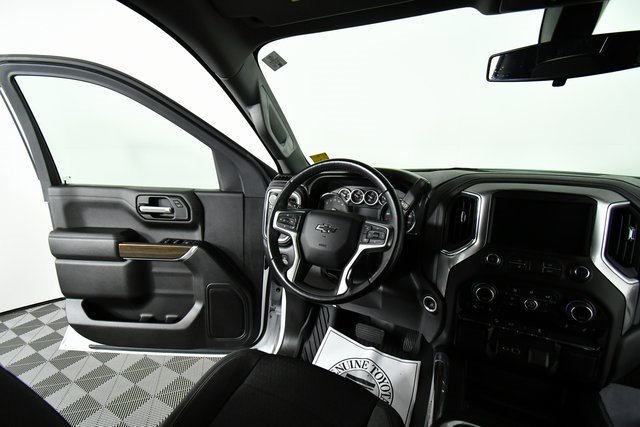 Used 2021 Chevrolet Silverado 1500 LT Trail Boss image 19