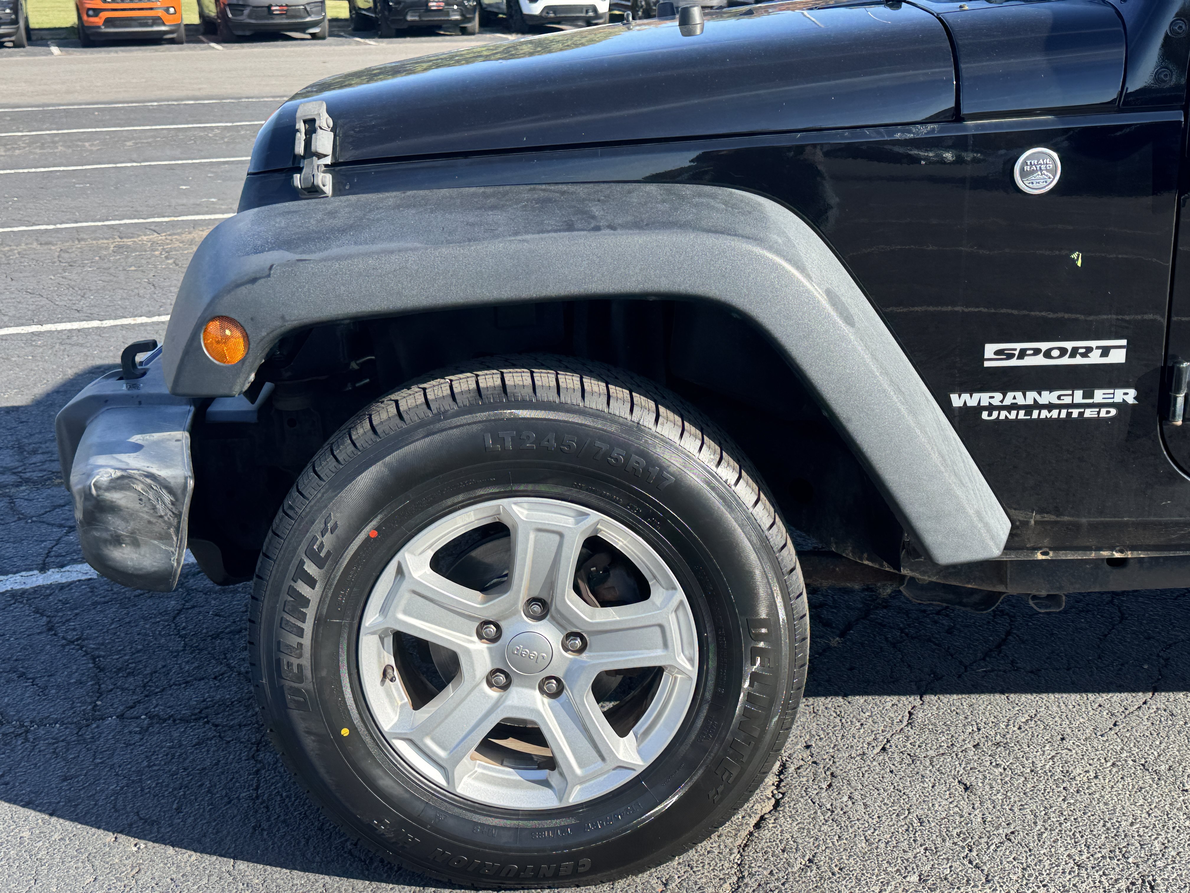 Used 2017 Jeep Wrangler Unlimited Sport w/ Quick Order Package 24S AWD/4WD image 26
