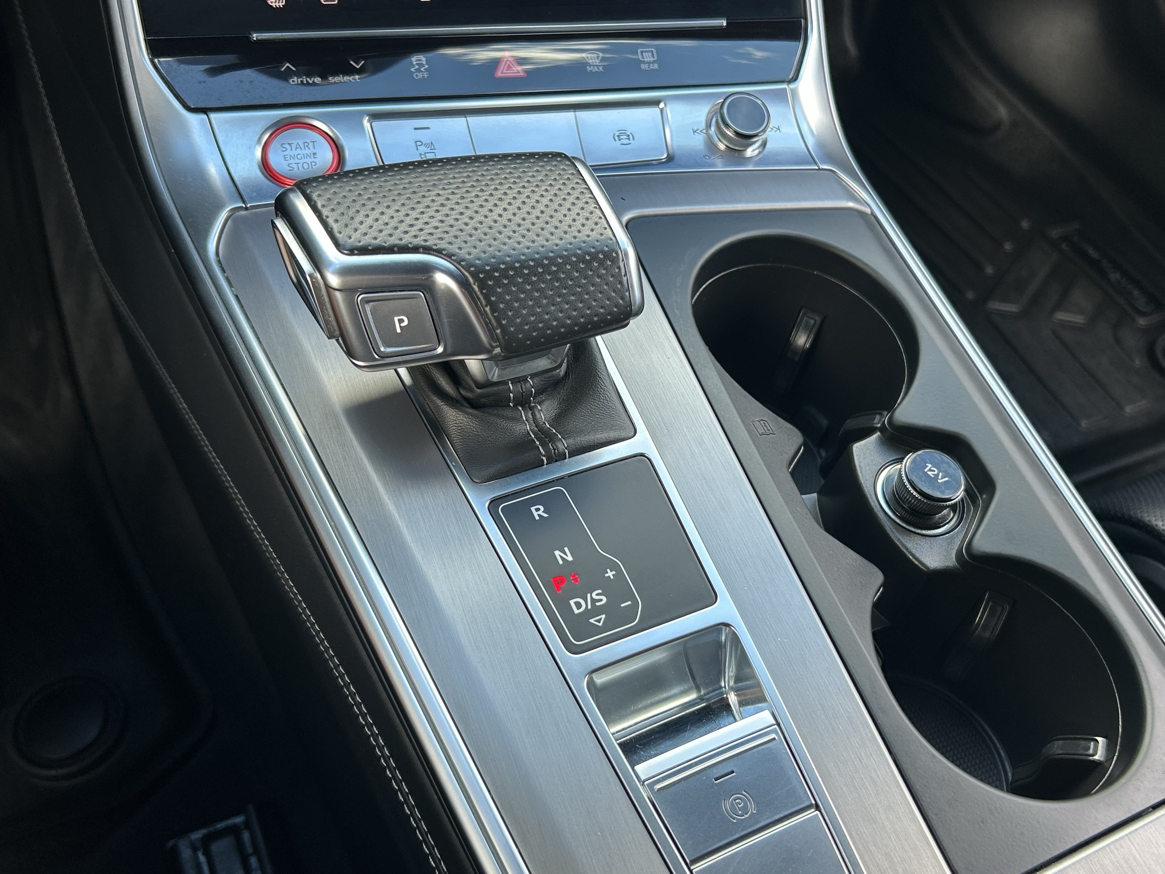 Used 2020 Audi S6 Prestige w/ Prestige Package AWD/4WD image 24