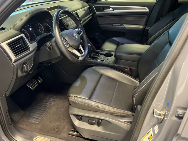 Certified 2021 Volkswagen Atlas Cross Sport SE w/ Panoramic Sunroof Package FWD image 7