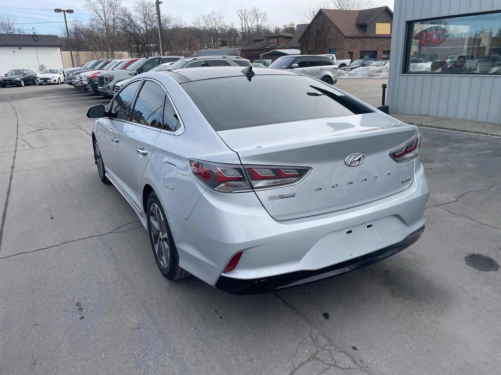 Used 2018 Hyundai Sonata Limited FWD image 4