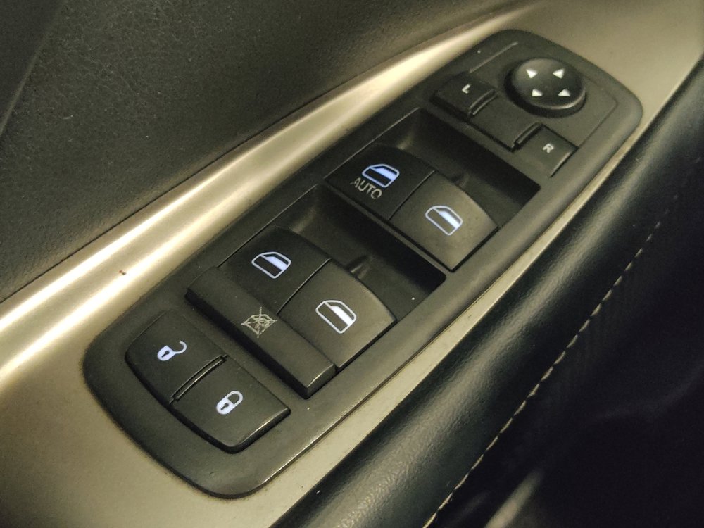 Used 2018 Dodge Journey Crossroad FWD image 27