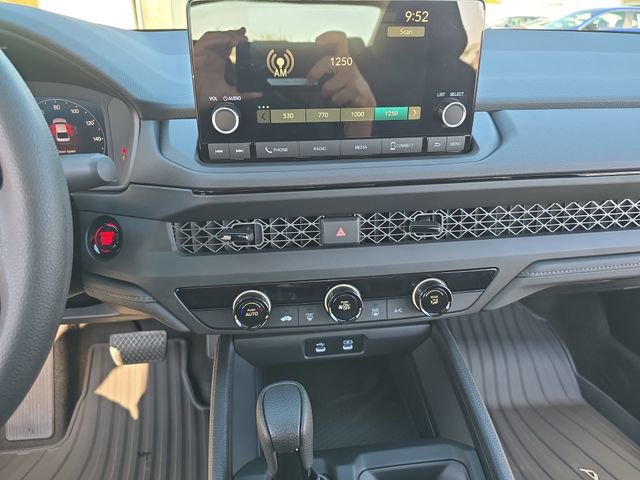 New 2025 Honda Accord LX image 20