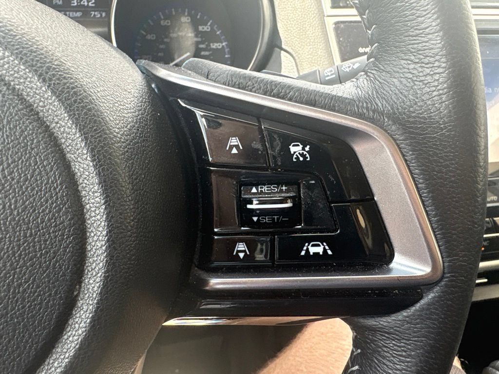 Used 2019 Subaru Outback 2.5i Limited AWD/4WD image 18
