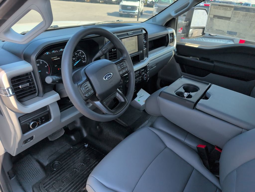 New 2026 Ford F550 4x4 Crew Cab Super Duty image 10