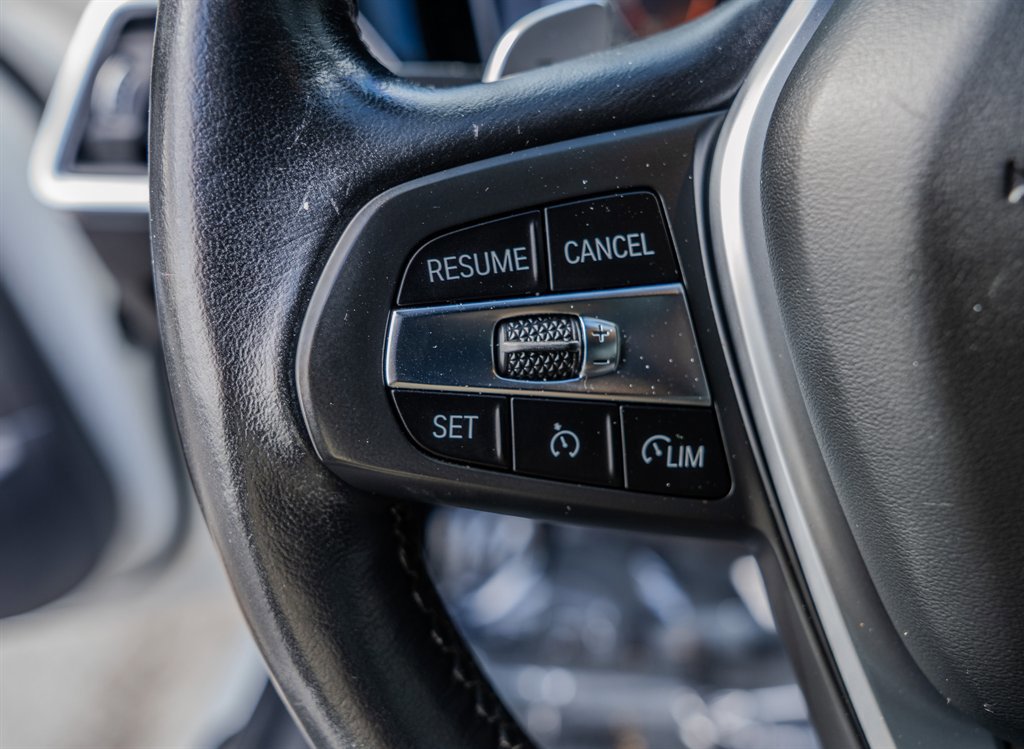 Used 2020 BMW 330i Sedan image 16