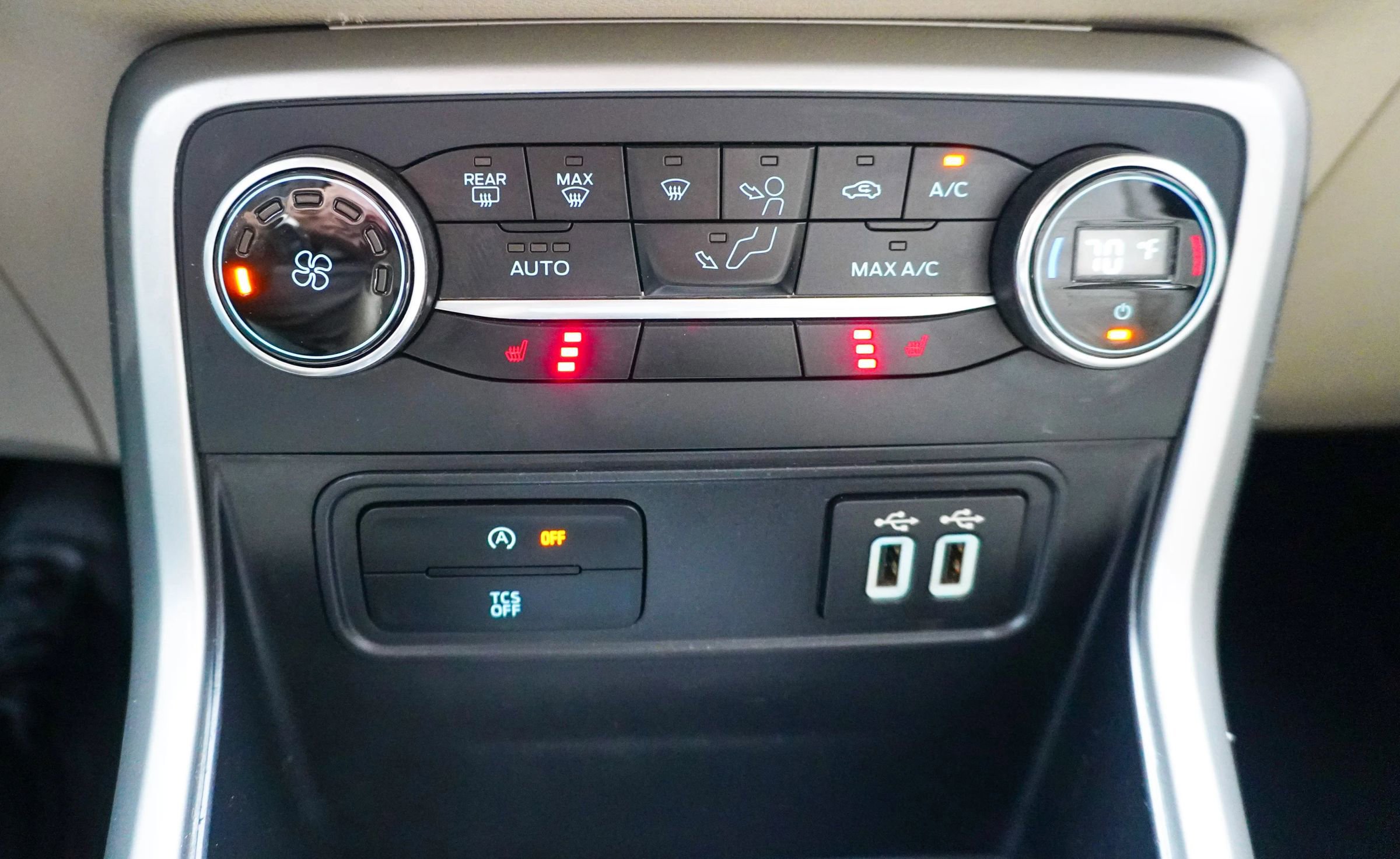 Used 2018 Ford EcoSport Titanium image 27