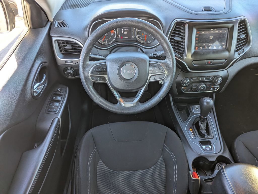 Used 2019 Jeep Cherokee Latitude w/ Popular Appearance Group FWD image 26