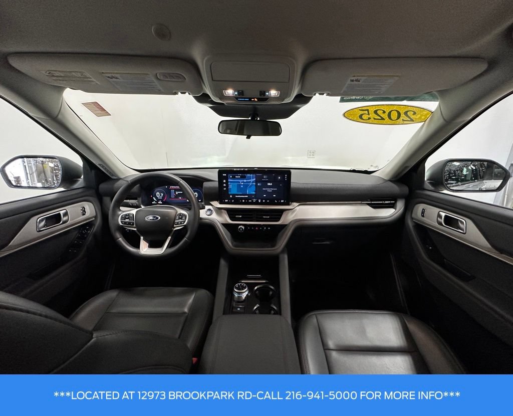 Used 2025 Ford Explorer Active w/ Active Comfort Package AWD/4WD image 25