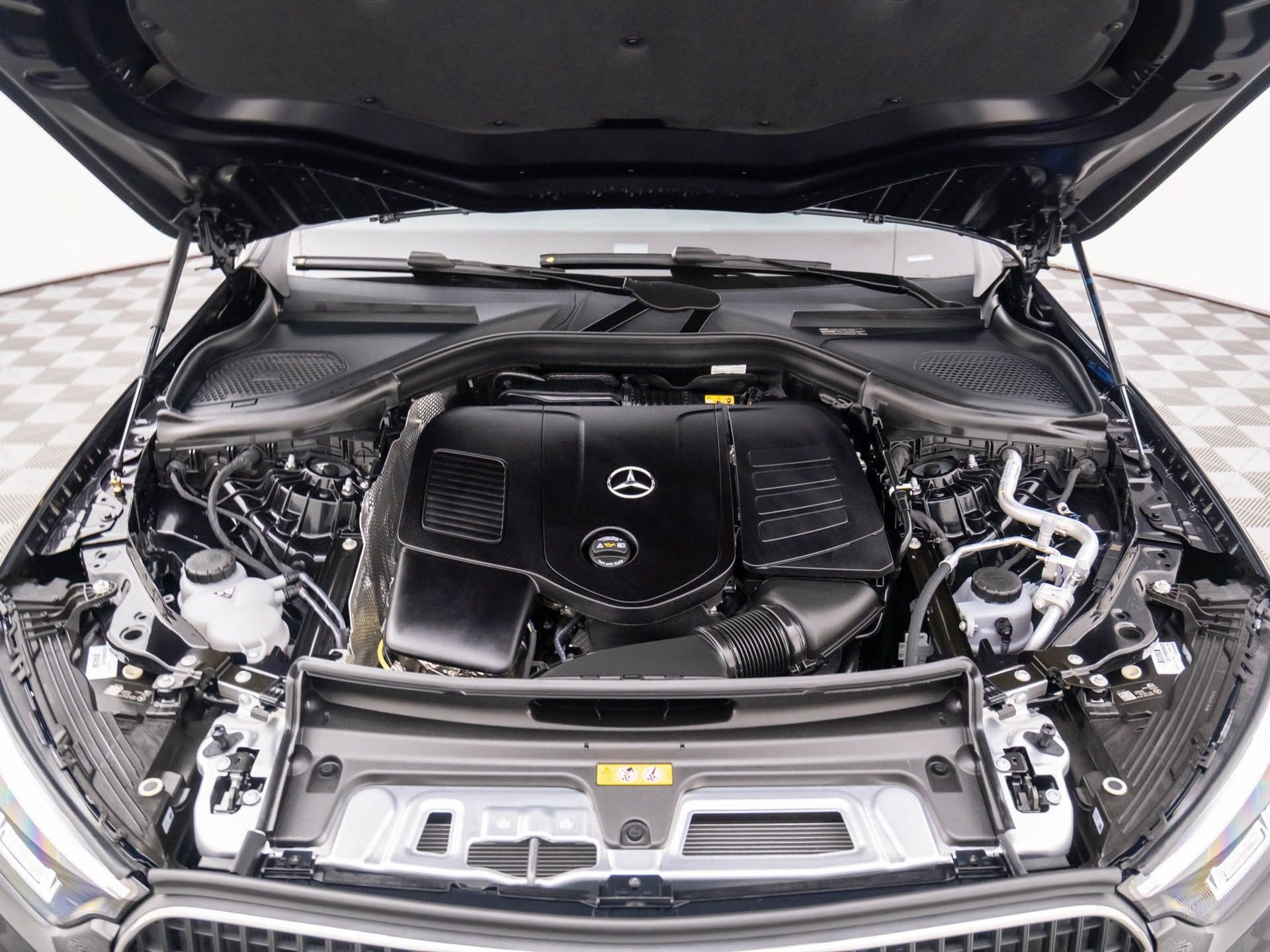 New 2025 Mercedes-Benz GLC 300 4MATIC image 29