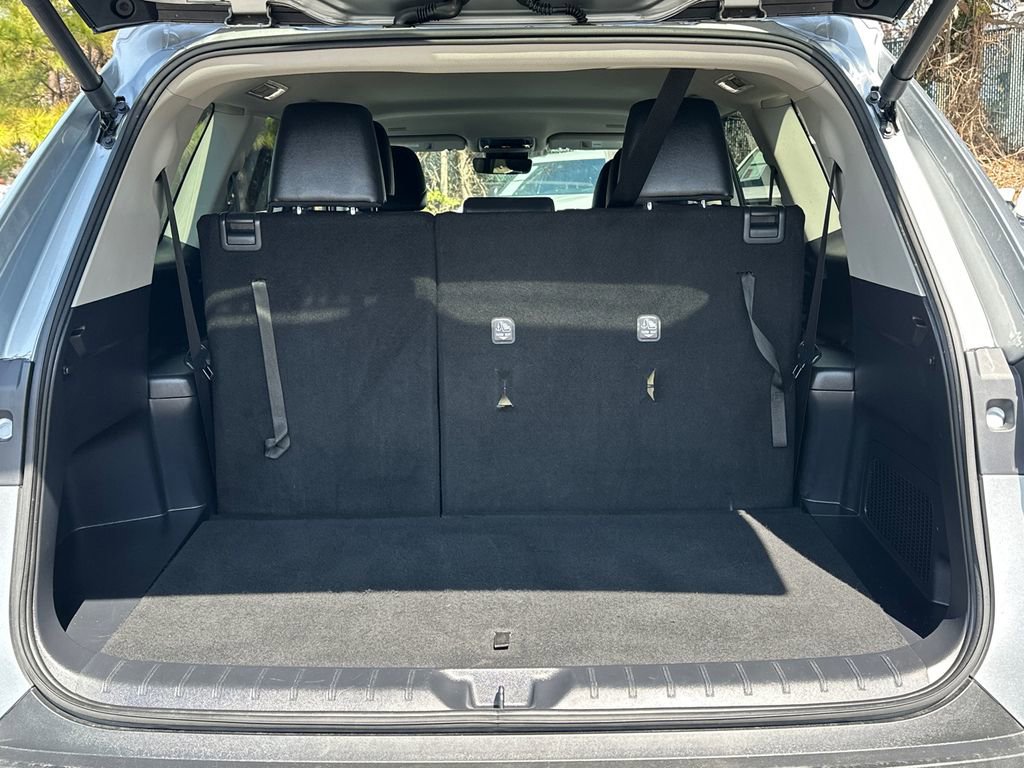 Used 2025 Toyota Grand Highlander XLE image 5