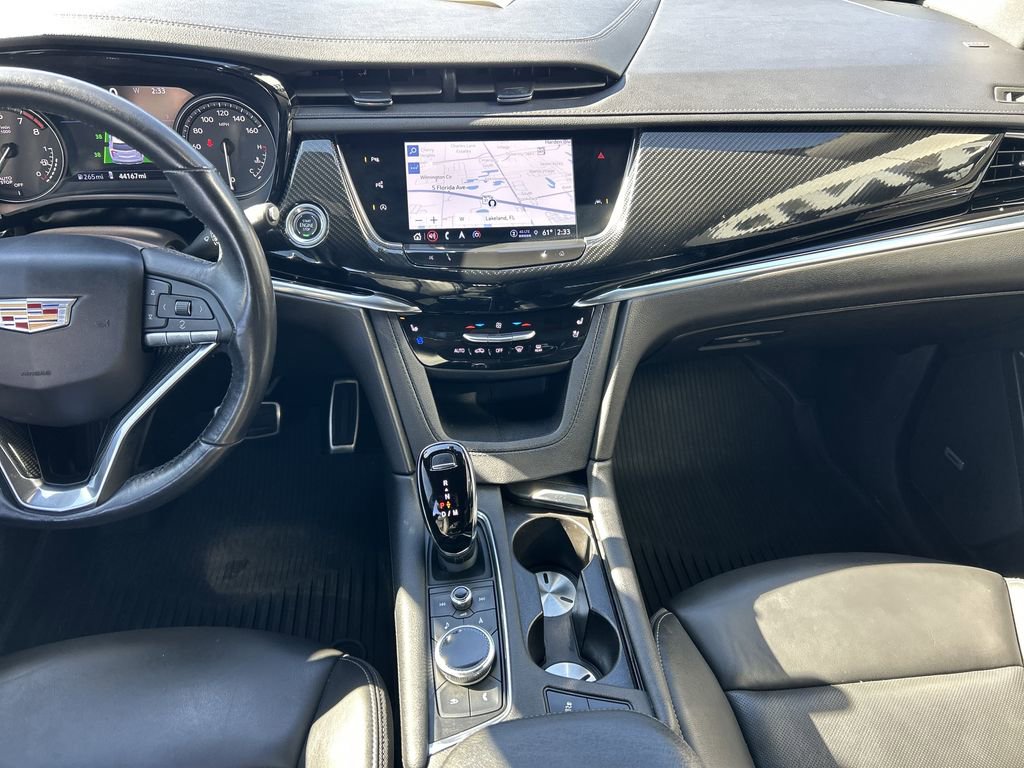 Used 2023 Cadillac XT6 Sport w/ Technology Package image 15