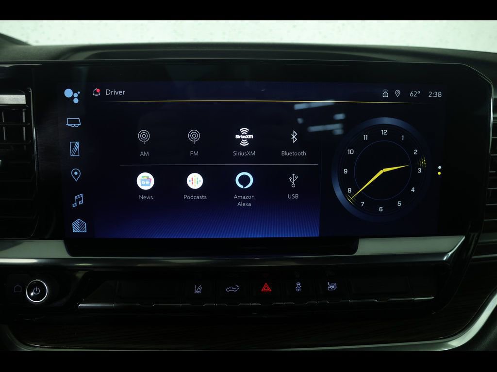 Used 2024 Chevrolet Silverado 2500 LT AWD/4WD image 25