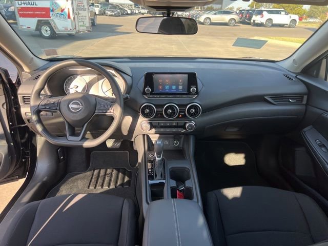 Used 2025 Nissan Sentra S image 19