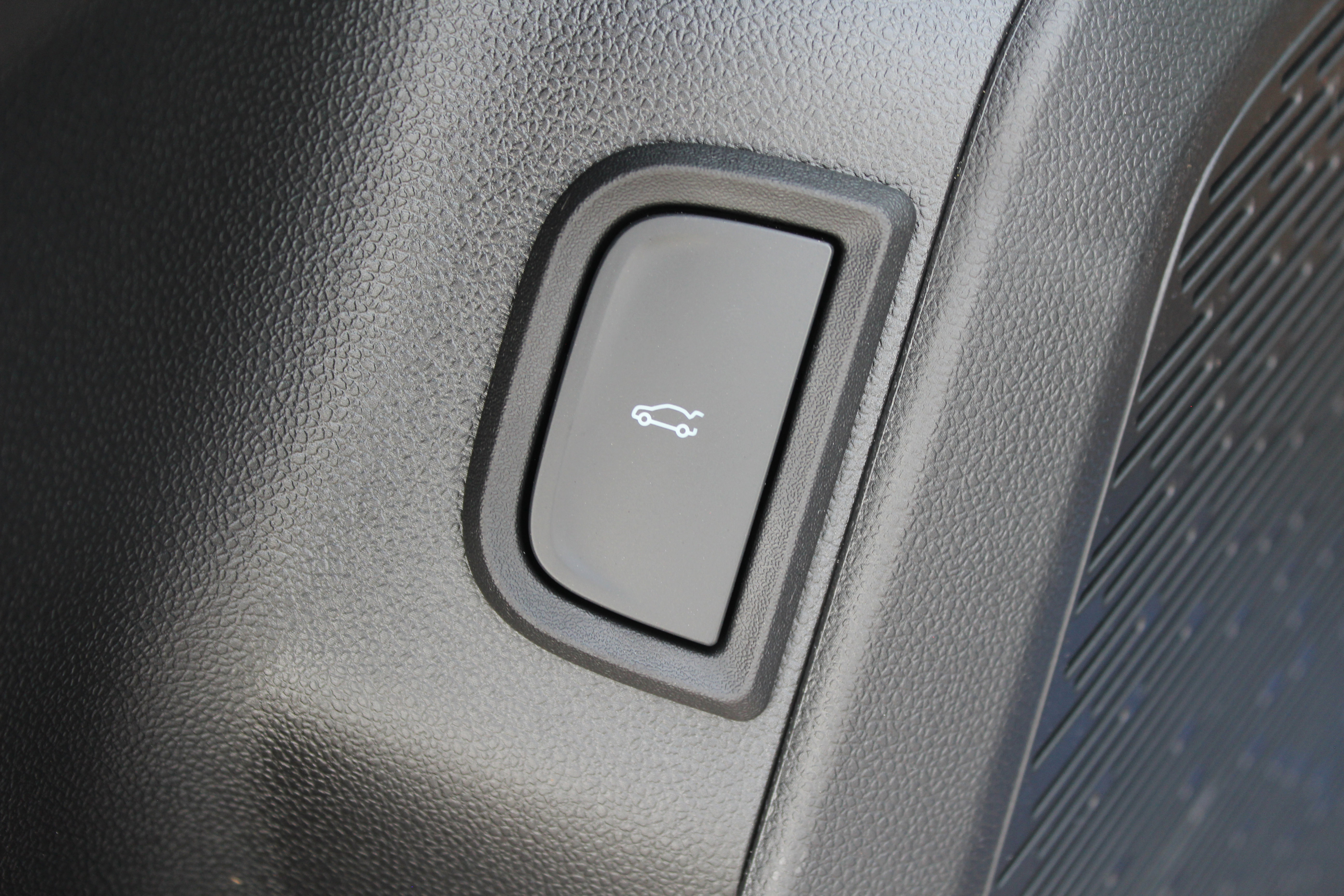 New 2025 GMC Terrain Elevation w/ Elevation Premium Package image 22