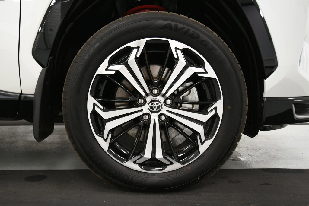 Used 2022 Toyota RAV4 XSE image 9