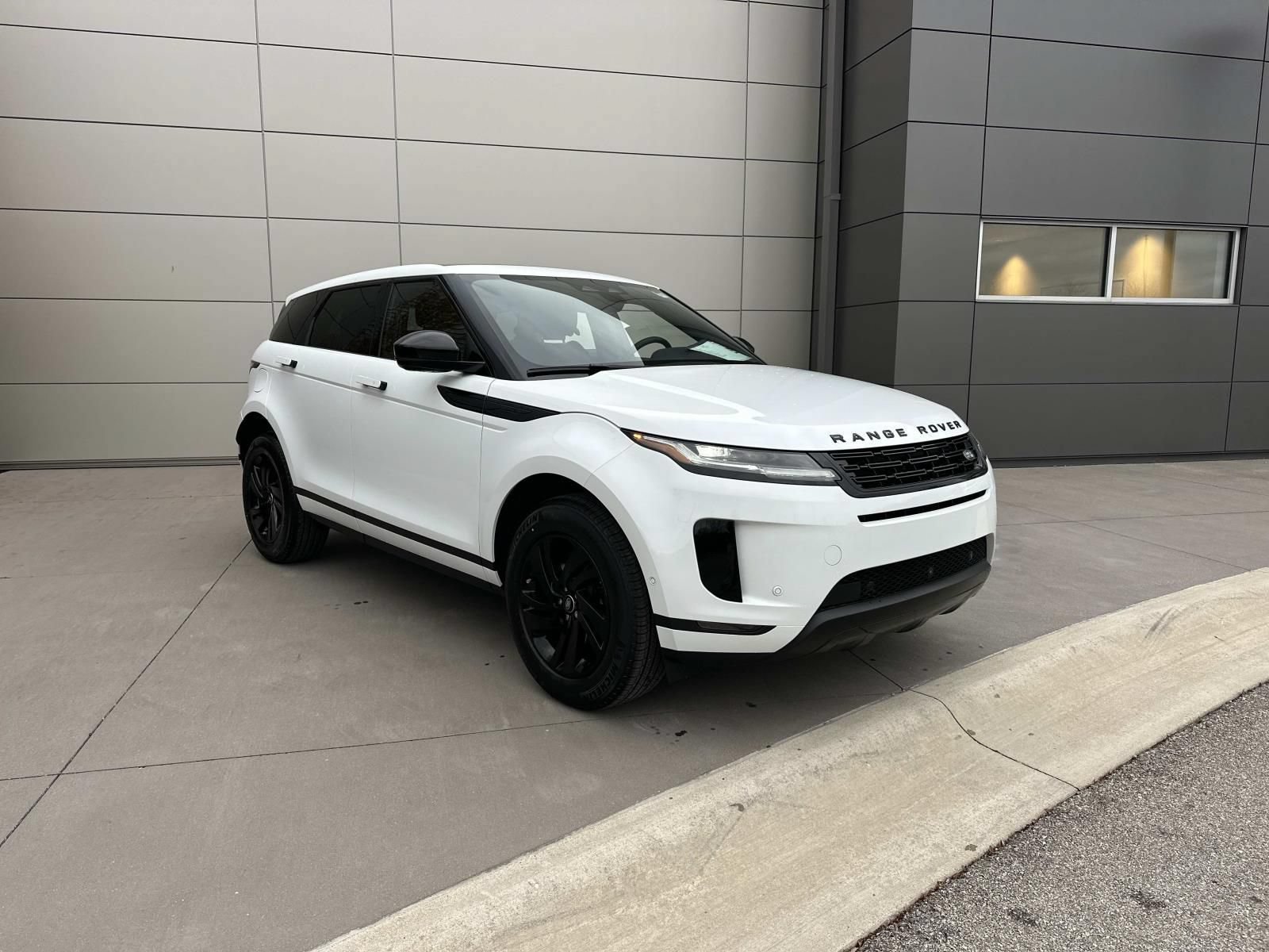 New 2026 Land Rover Range Rover Evoque S AWD/4WD image 3