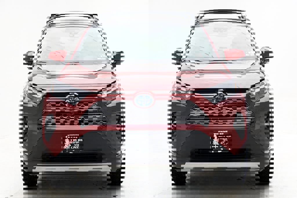 Used 2023 Toyota RAV4 Limited image 4