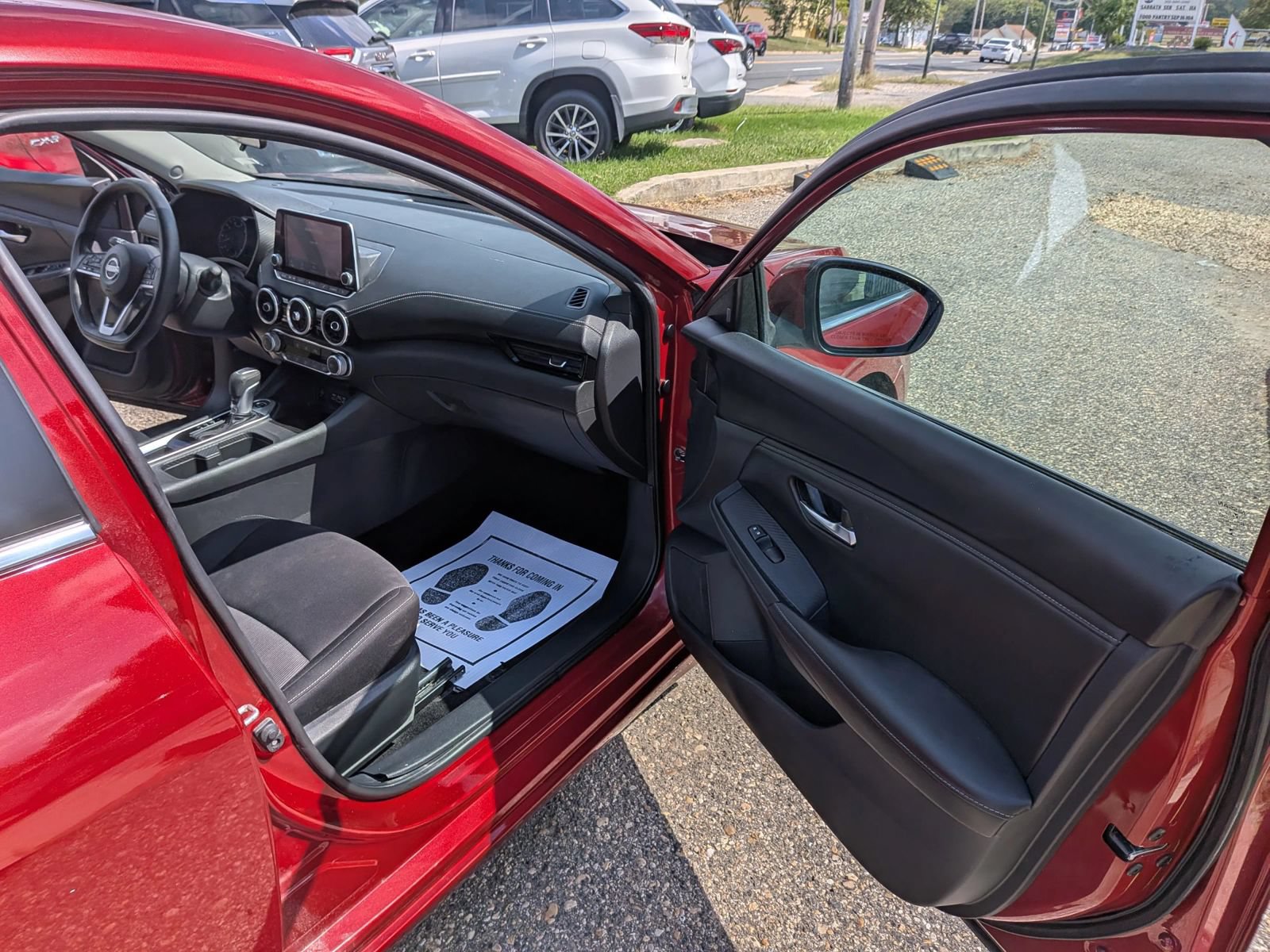 Used 2024 Nissan Sentra SV FWD image 32