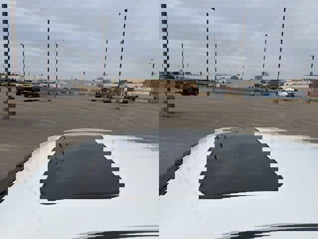 Used 2018 MAZDA MAZDA3 Grand Touring image 4