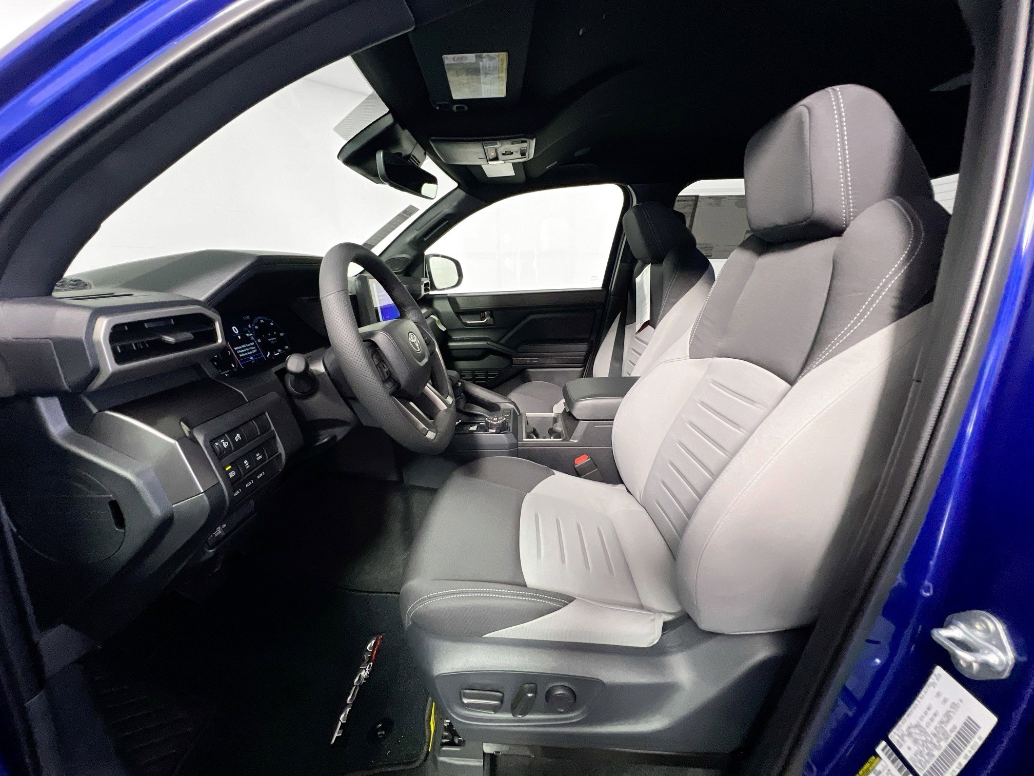 New 2025 Toyota Tacoma TRD Off-Road image 14