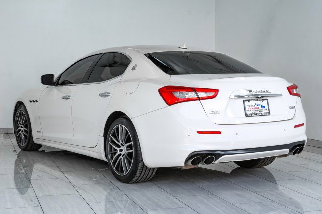 Used 2018 Maserati Ghibli S GranLusso AWD/4WD image 8