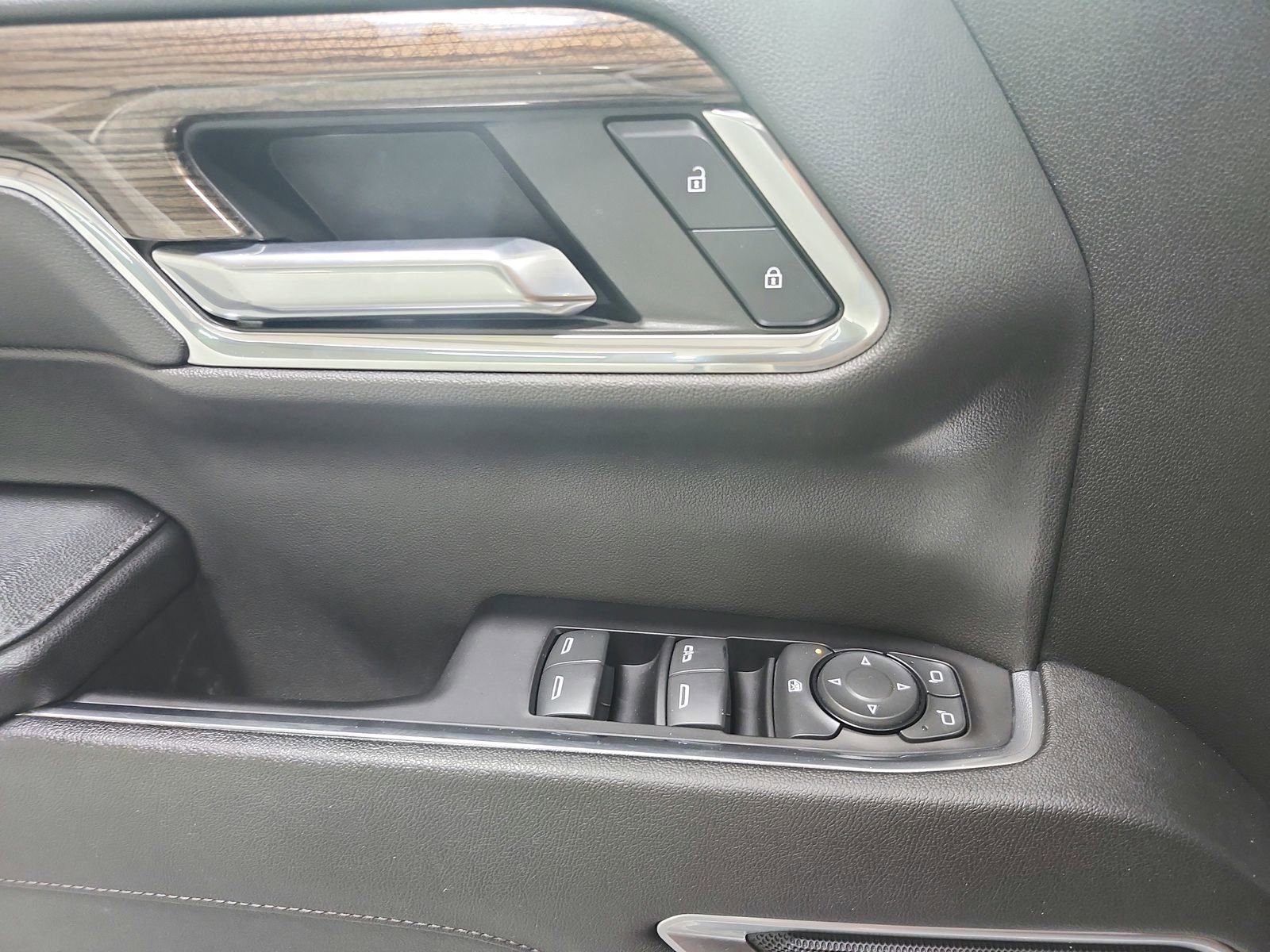 Used 2023 Chevrolet Silverado 1500 RST w/ Rally Edition AWD/4WD image 34