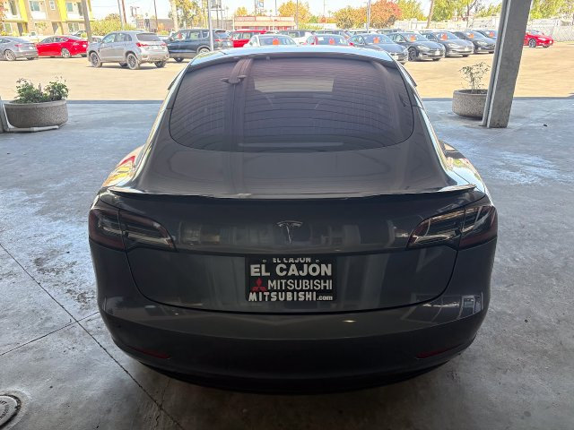 Used 2018 Tesla Model 3 Long Range RWD image 4