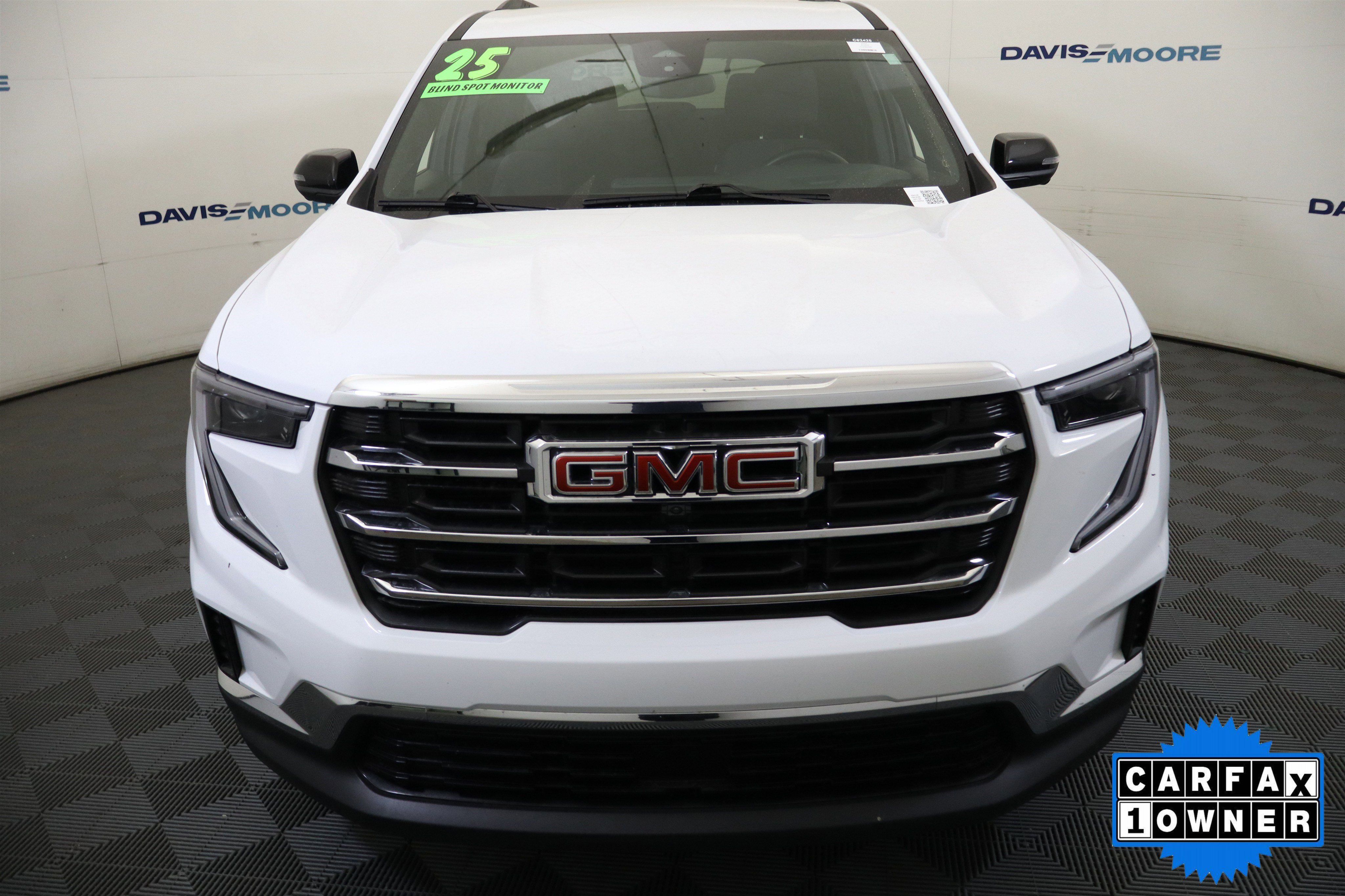 Used 2025 GMC Acadia Elevation AWD/4WD image 14