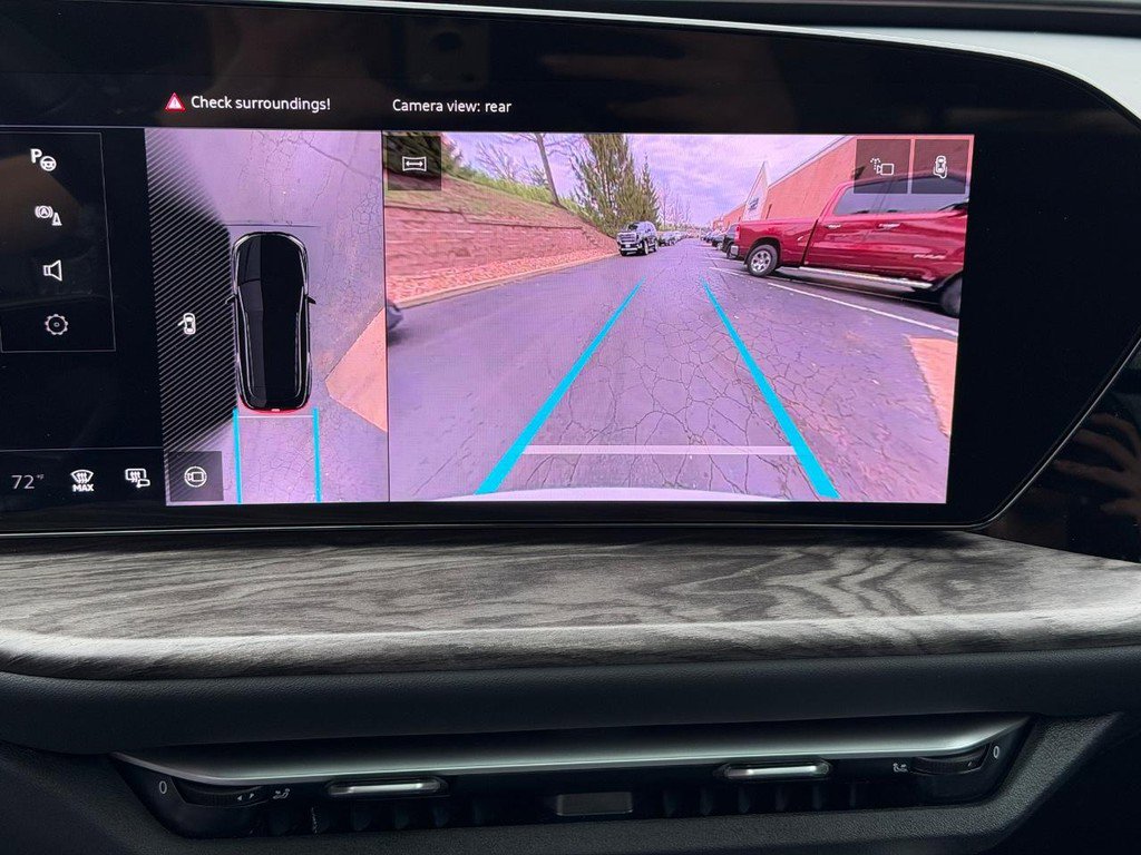 Used 2025 Audi Q5 Premium w/ Convenience Package image 21