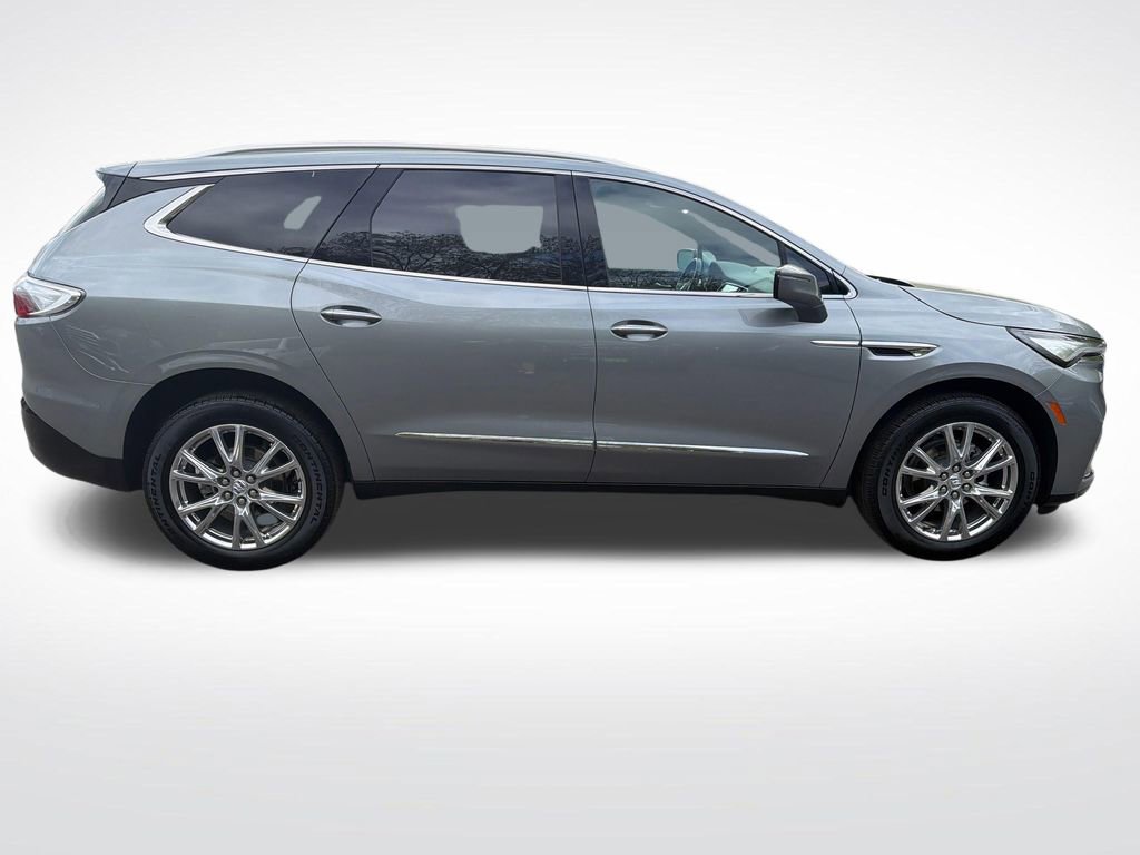 Certified 2024 Buick Enclave Essence w/ Experience Buick Package AWD/4WD image 7