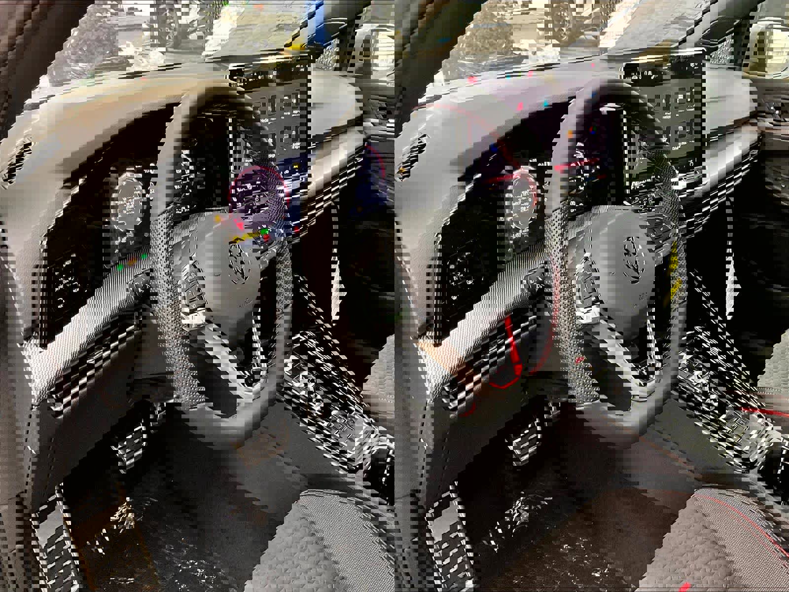 New 2026 Volkswagen GTI SE image 7