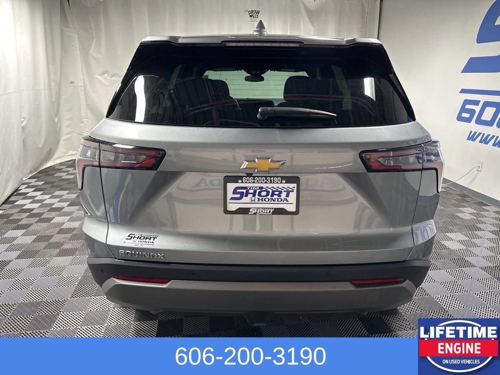 Used 2026 Chevrolet Equinox LT FWD image 4